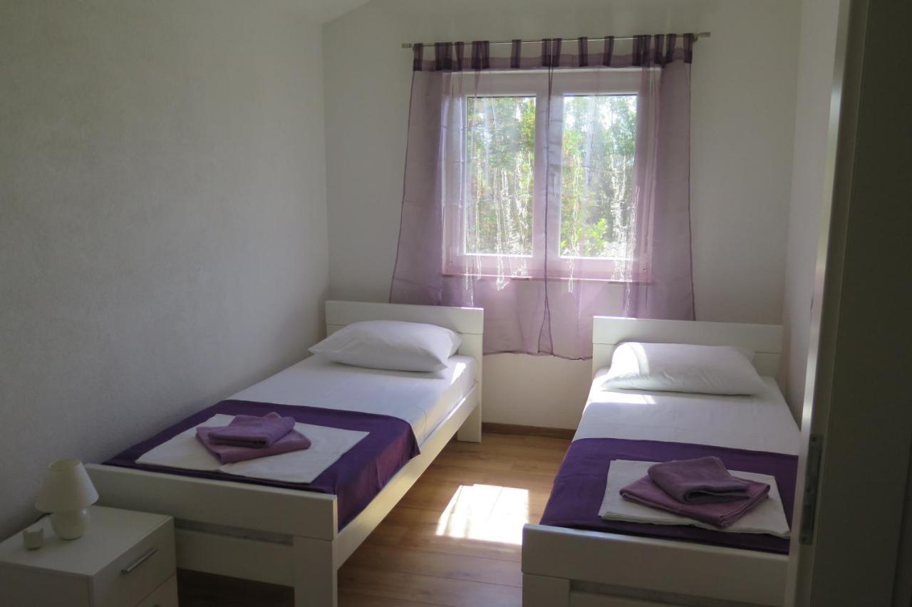 Lumbrela Apartments Starigrad Paklenica Eksteriør billede