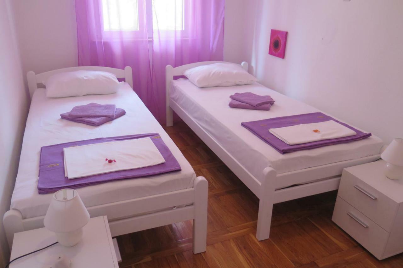 Lumbrela Apartments Starigrad Paklenica Eksteriør billede
