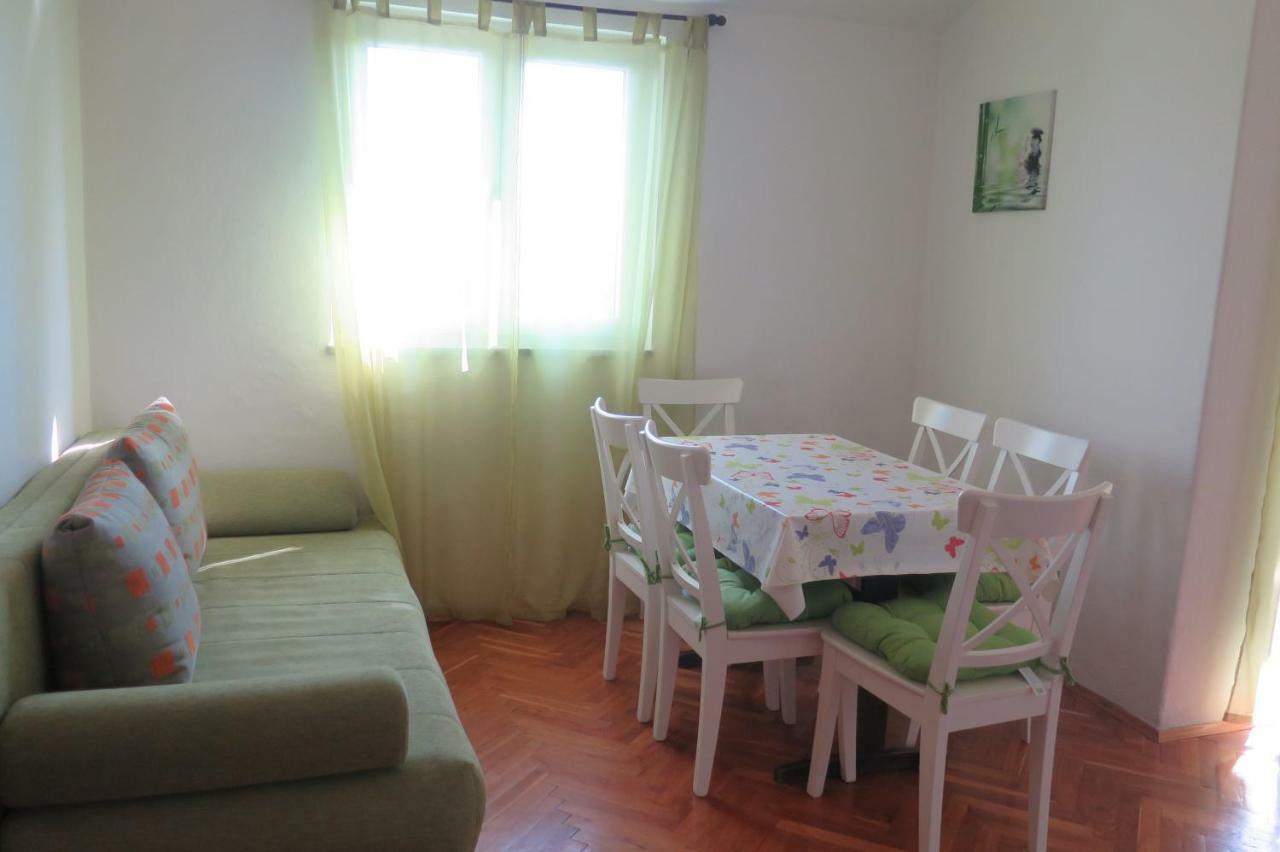 Lumbrela Apartments Starigrad Paklenica Eksteriør billede