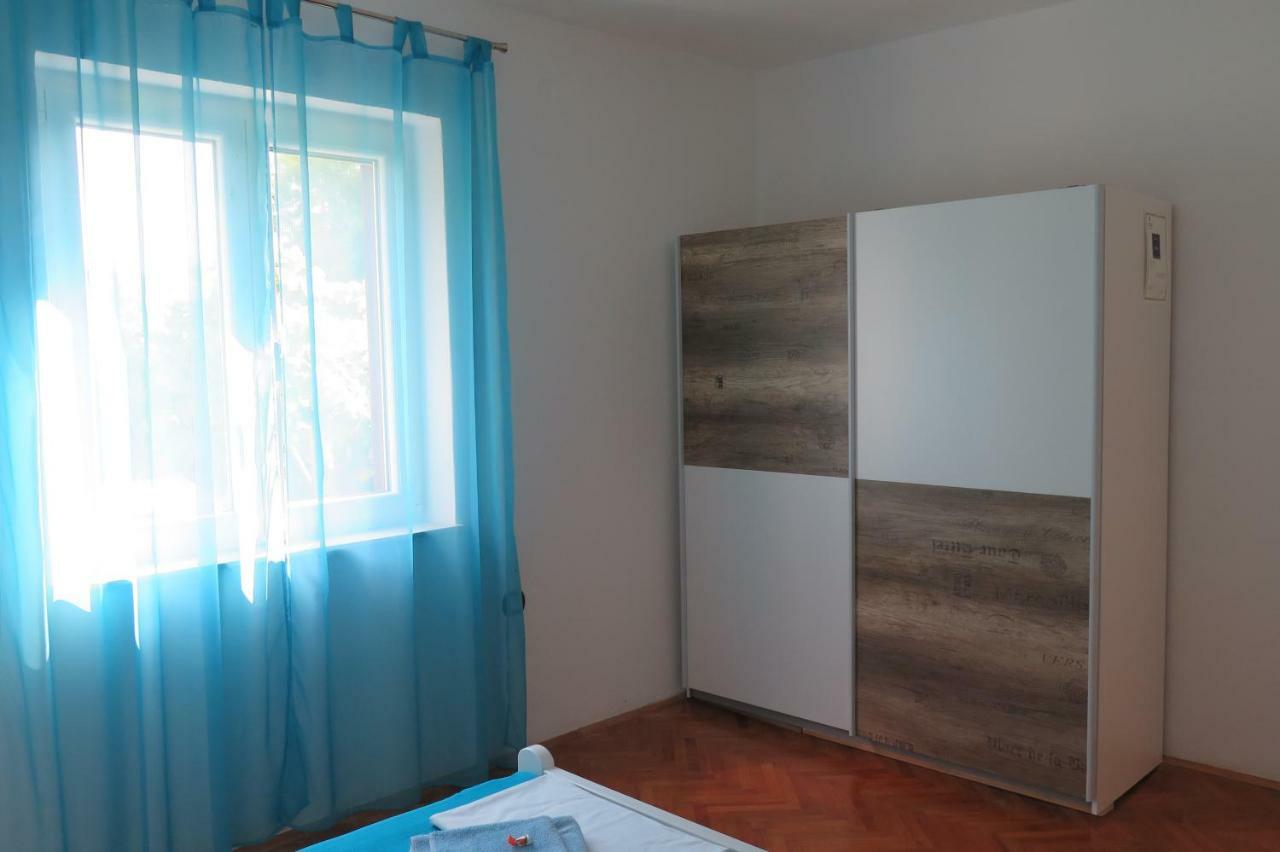 Lumbrela Apartments Starigrad Paklenica Eksteriør billede